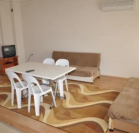 Lejlighedshotel Oz Ulutas 3*